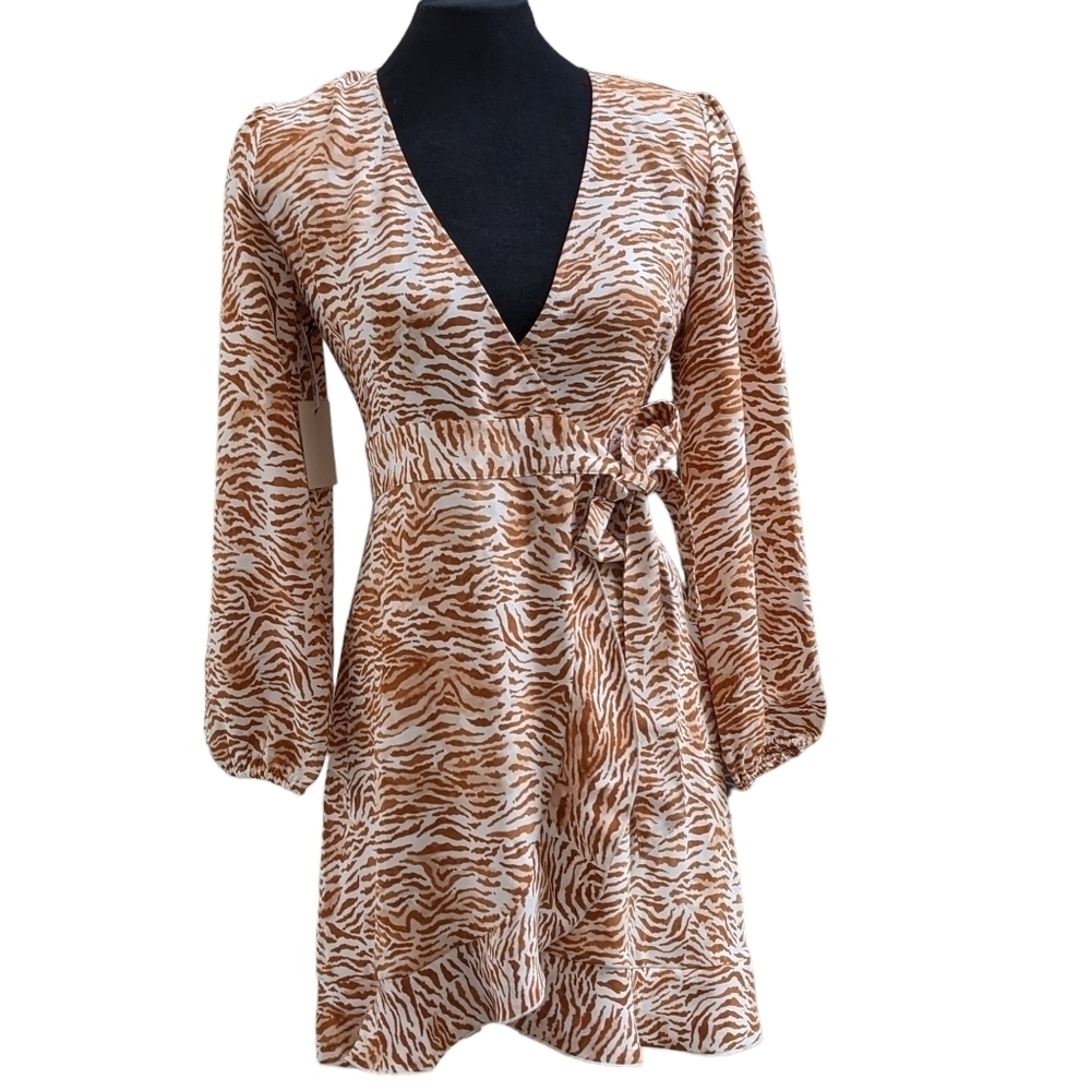 NWT Aritzia Little Moon Julep Wrap Dress Giselle Amber Earth Size Small